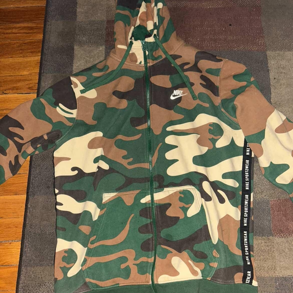 Nike Green and Brown Camo Jacket Size L